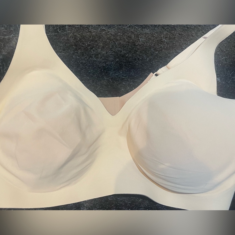 Knix Cream Bra